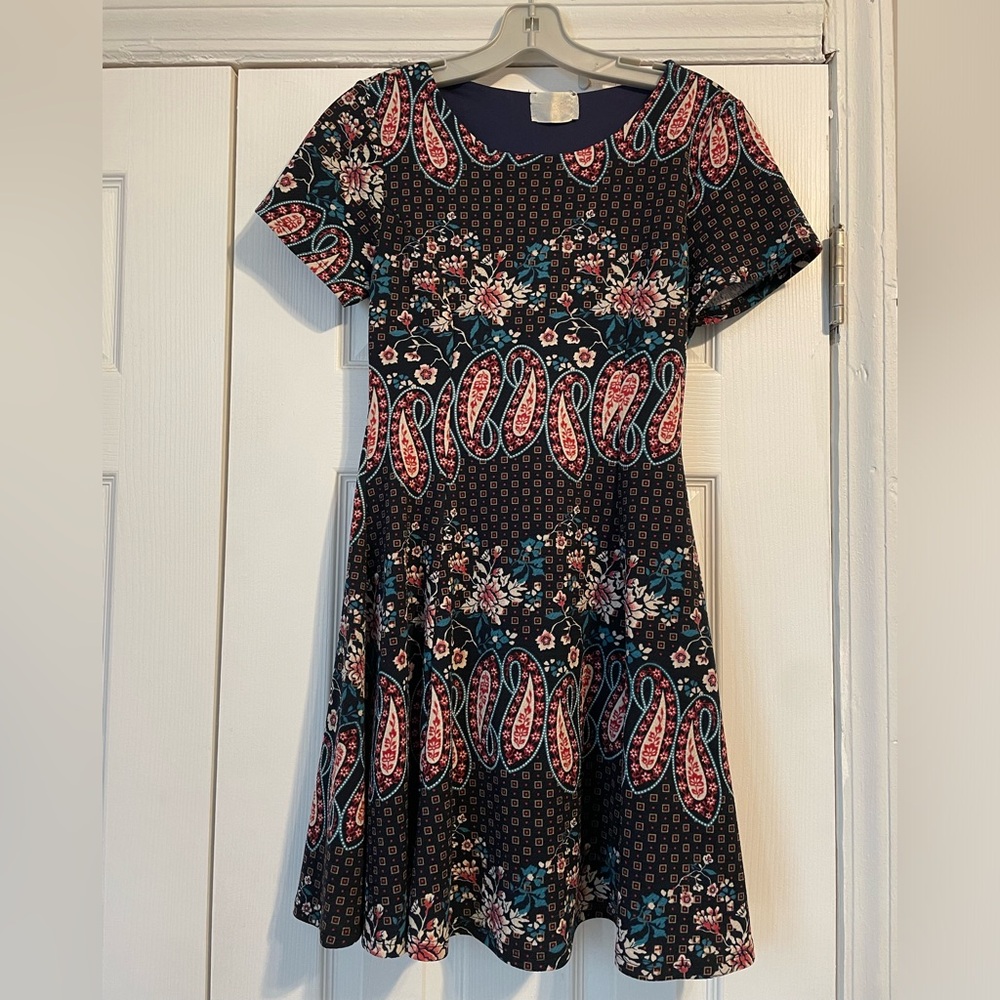 Moon brand Floral Paisley Short Sleeve Dress